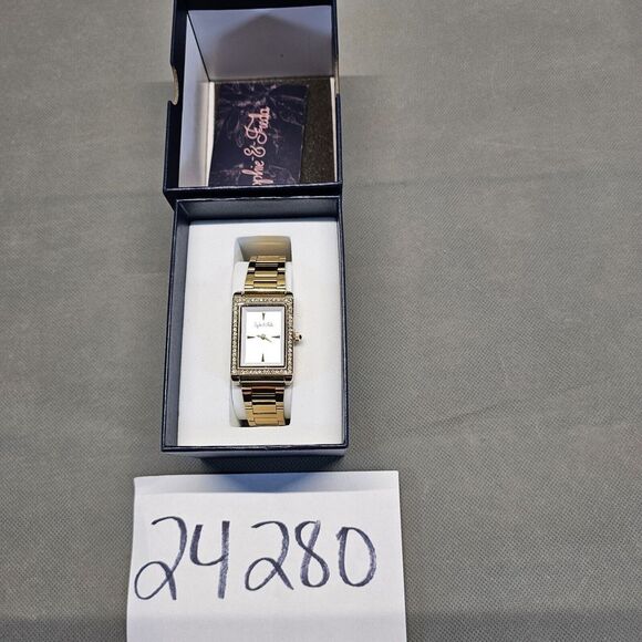 SOPHIE AND FREDA Wilmington Quartz w/Swarovski‎ Crystal Silver Dial Ladies Watch main image 7